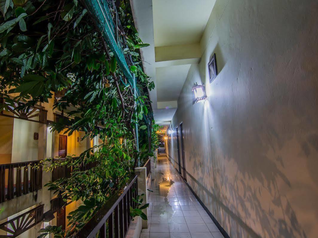 Sutus Court 5 Hotel Pattaja Kültér fotó